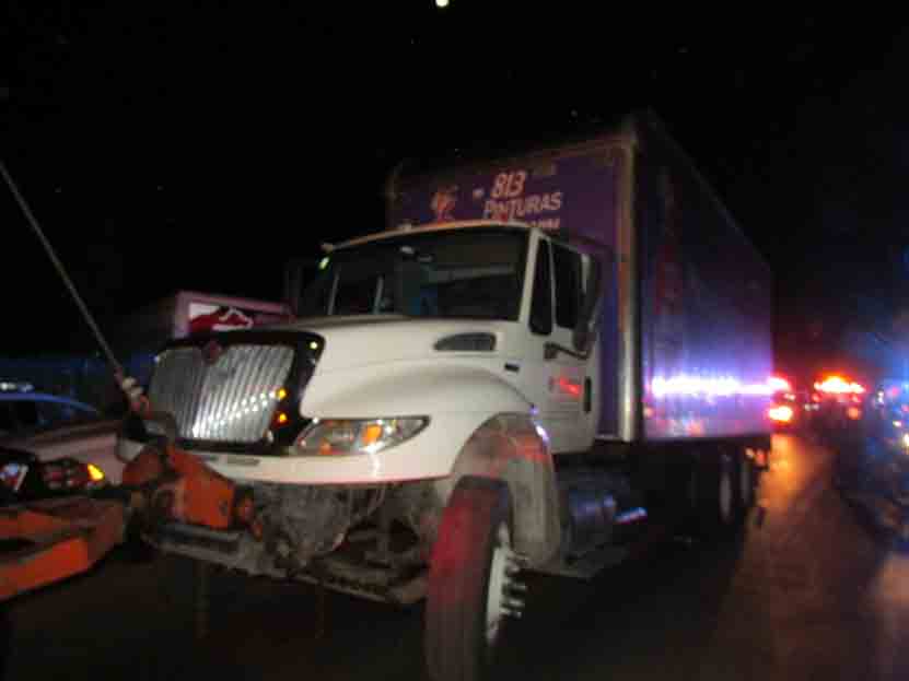 Interceptan camión repleto de ilegales en Oaxaca