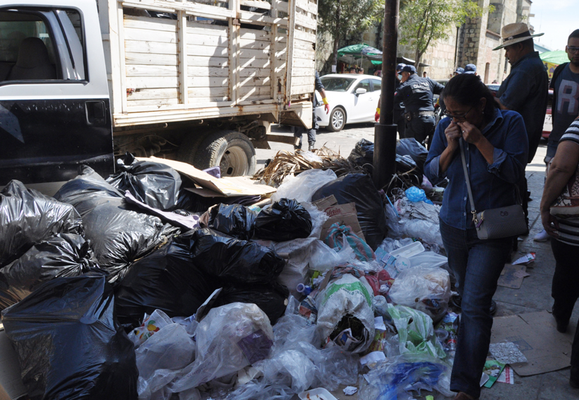 Olores fétidos inundan calles de la capital de Oaxaca | El Imparcial de Oaxaca