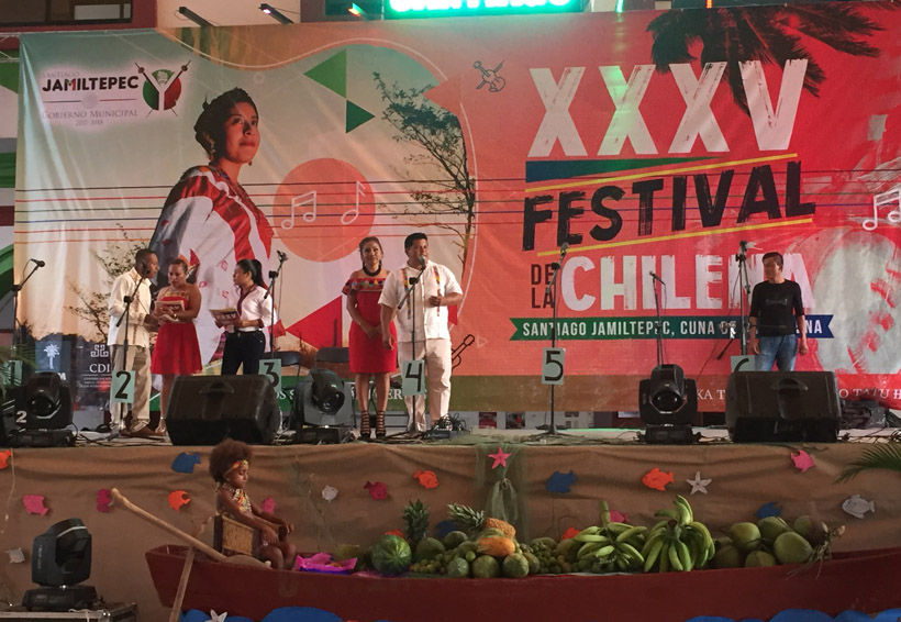 Celebran la XXXV edición del Festival de la Chilena en Santiago Jamiltepec, Oaxaca