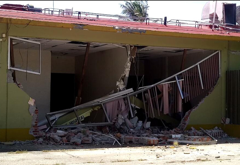 Comienza la demolición  de hospital de Juchitán, Oaxaca