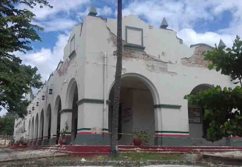 Palacio Federal  de Salina Cruz a punto del colapso | El Imparcial de Oaxaca