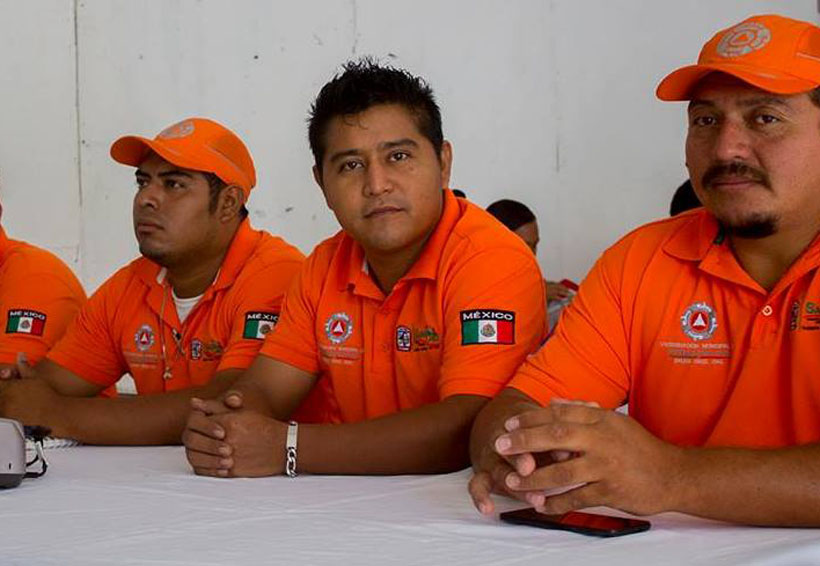 Presentan a  nuevo coordinador  de Protección Civil en Salina Cruz, Oaxaca | El Imparcial de Oaxaca
