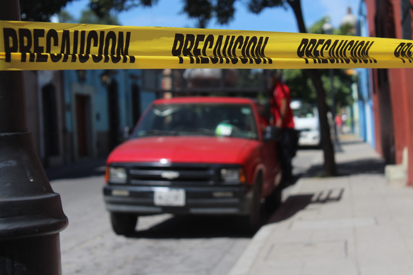 Encuentran en Centro Histórico de Oaxaca a hombre colgado de una camioneta; investigan su muerte | El Imparcial de Oaxaca