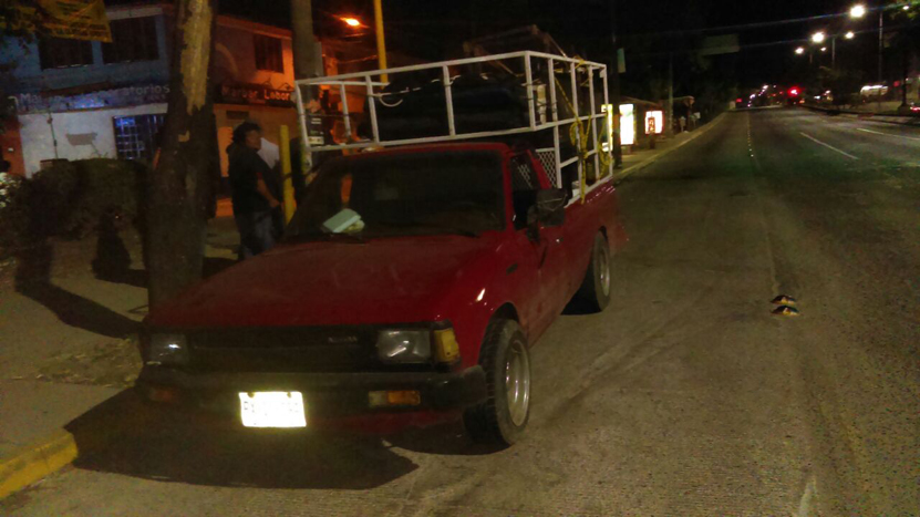 Provoca taxista choque contra una camioneta | El Imparcial de Oaxaca