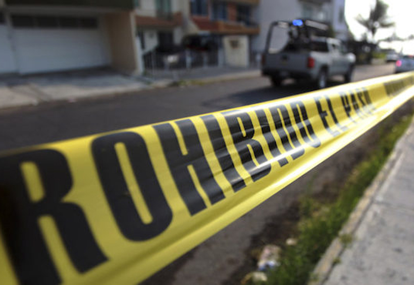 Mujer encuentra el cadáver de su madre enterrado en el patio de su casa
