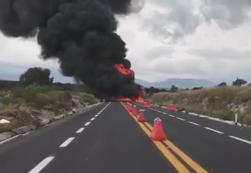 Cierran autopista Cuacnopalan-Oaxaca por explosión de pipa | El Imparcial de Oaxaca