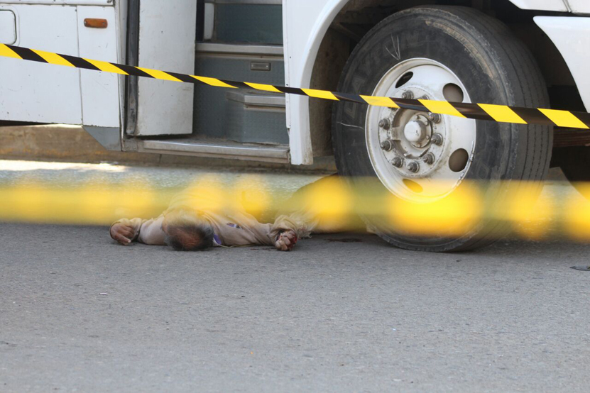 Muere abuelito bajo las ruedas de urbano en Oaxaca; detienen al chofer