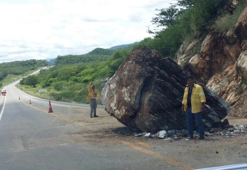 Acusan múltiples derrumbes en las carreteras del Istmo de Oaxaca
