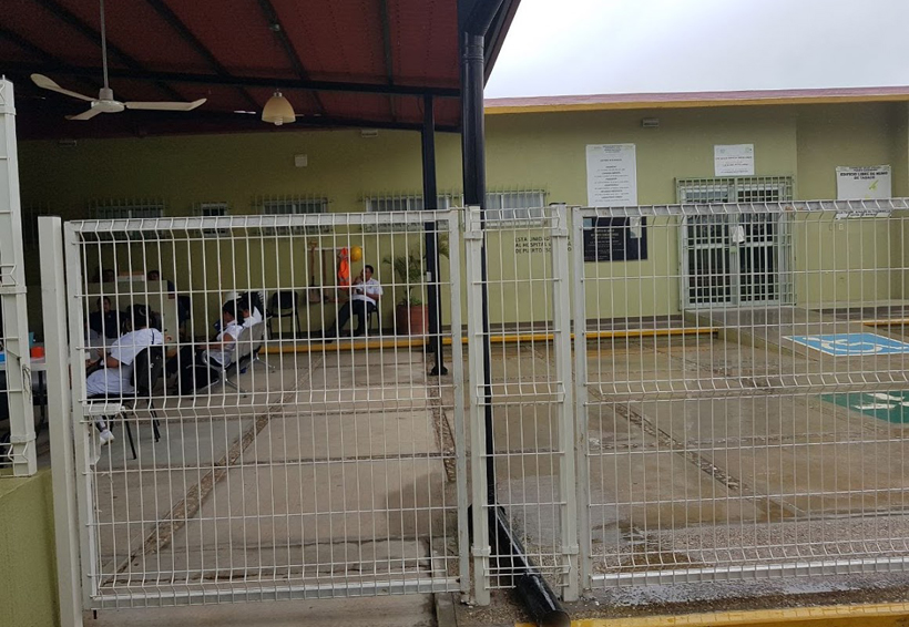 Estalla huelga en  el Centro de Salud de Puerto Escondido, Oaxaca