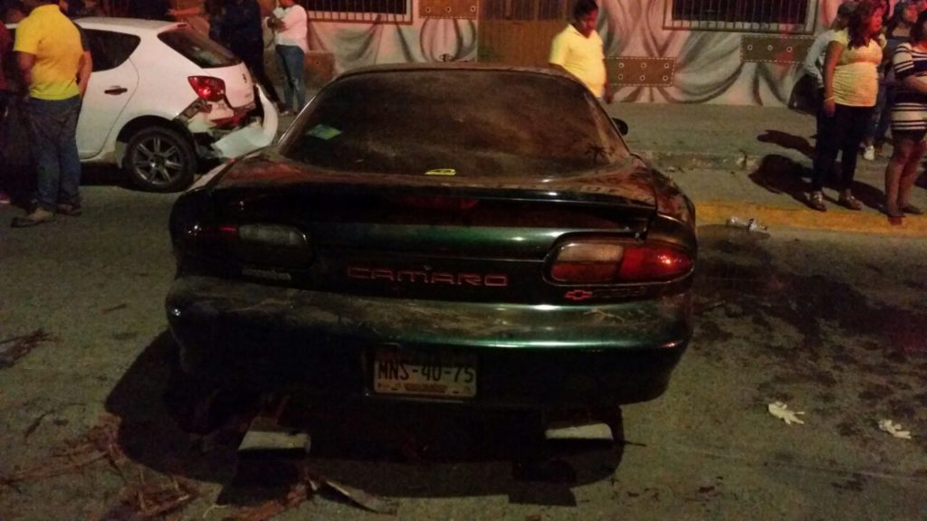 Atropella a una persona y al fugarse choca en Salina Cruz, Oaxaca | El Imparcial de Oaxaca