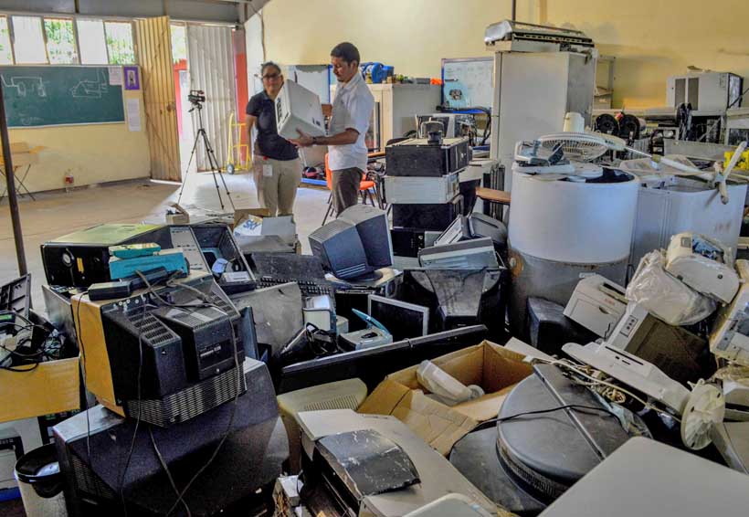 Recogen miles de kilos de eléctricos  en “Reciclatón 2017” en Huatulco, Oaxaca | El Imparcial de Oaxaca