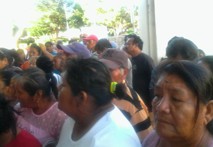 Crean Frente de Damnificados en Santo Domingo Tehuantepec, Oaxaca