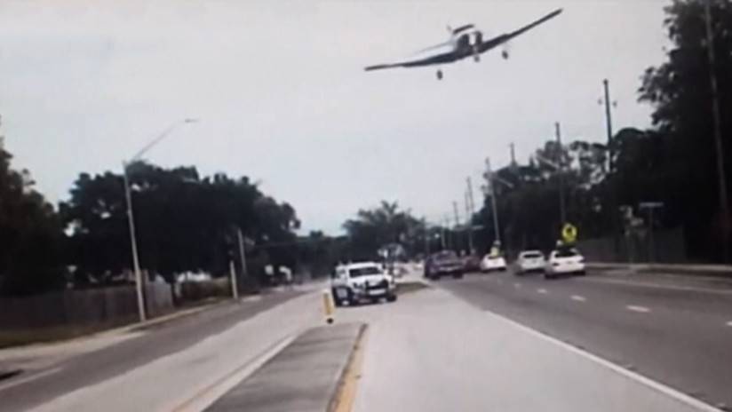 Video: Avioneta realiza aterrizaje forzoso a mitad de una avenida | El Imparcial de Oaxaca