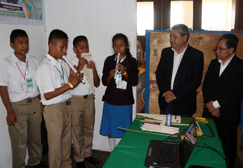 Exponen niños y jóvenes en la Aldea Científica 2017 en Oaxaca | El Imparcial de Oaxaca