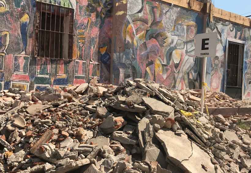 A casi 90 días del sismo,  todo sigue entre escombros | El Imparcial de Oaxaca