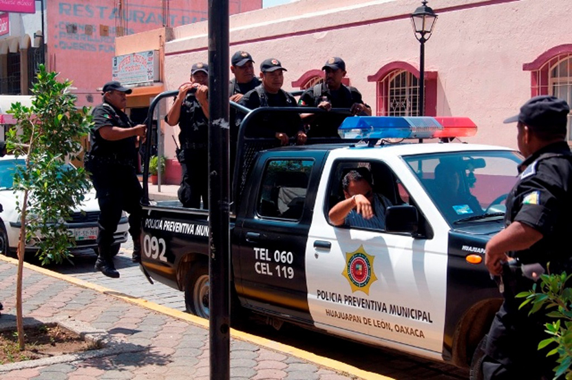 Insulta a policías al estar borracho en Huajuapan de León, Oaxaca | El Imparcial de Oaxaca