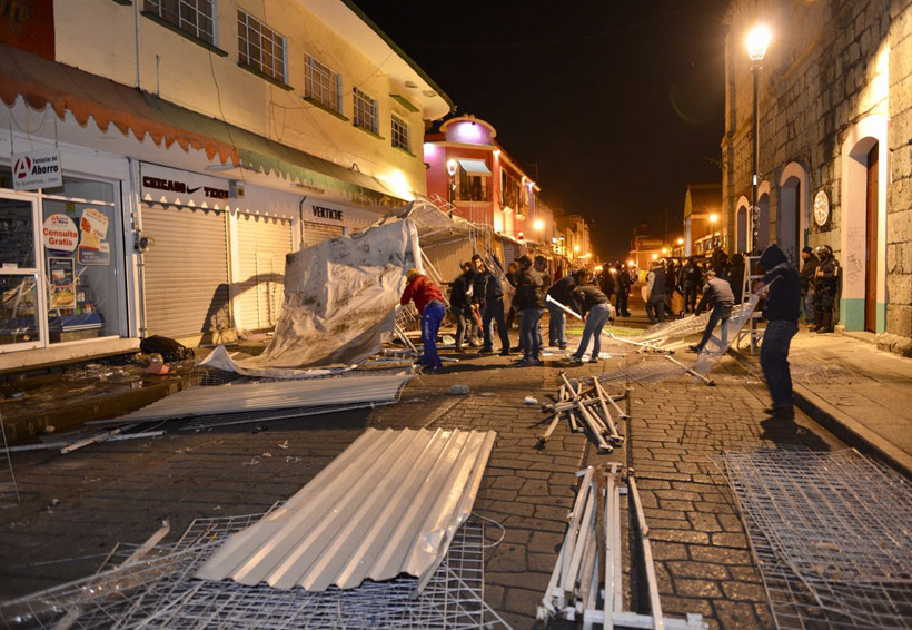 Retiran 140 puestos semifijos de calles del centro histórico de Oaxaca | El Imparcial de Oaxaca