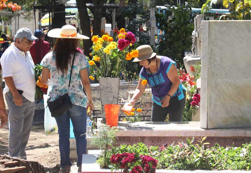 Vuelve el turismo al estado por temporada de Muertos | El Imparcial de Oaxaca