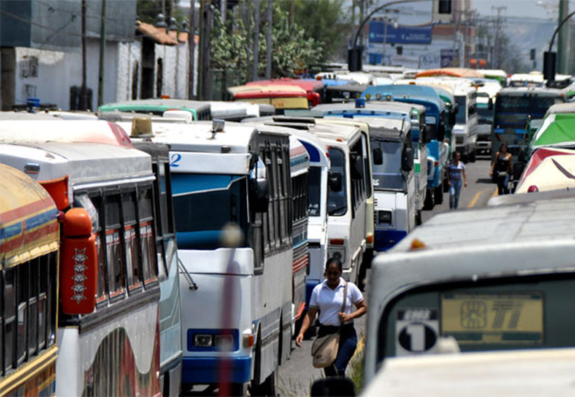 Transportistas de Tuxtepec dicen  no al reordenamiento | El Imparcial de Oaxaca