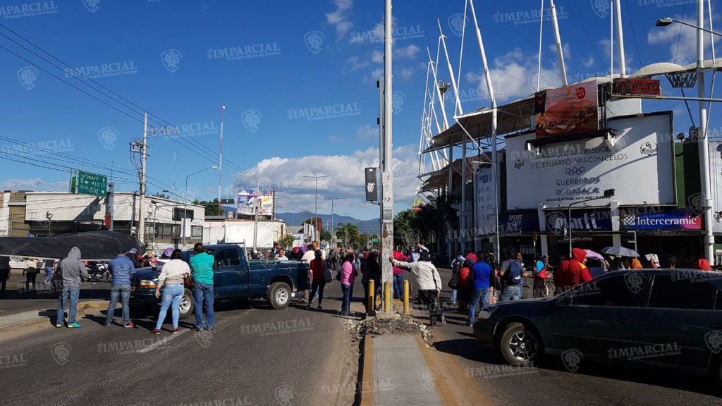 Actualización de bloqueos de la S-22 | El Imparcial de Oaxaca