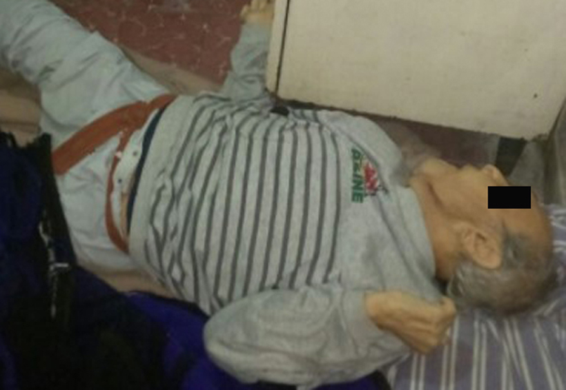 Falleció infartado abuelito en la cocina de su casa