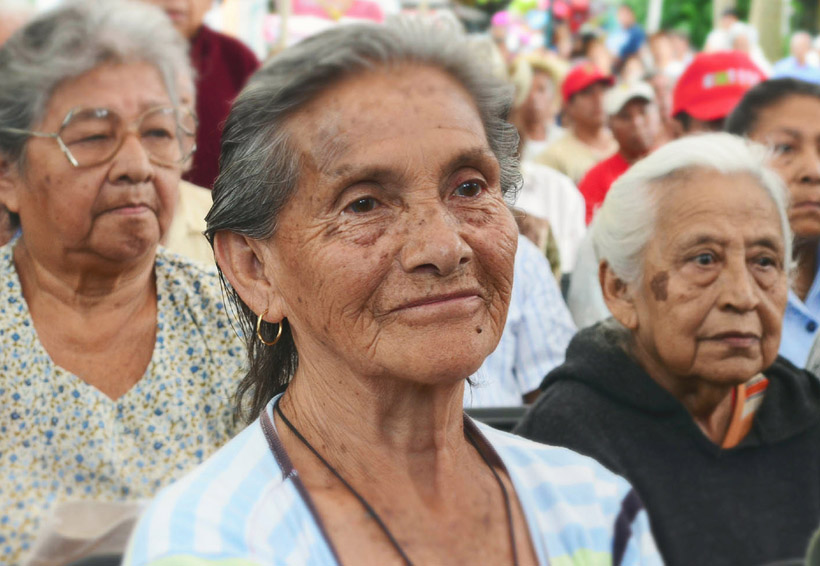 Invitan a los adultos mayores de Oaxaca a inscribirse a programa alimentario | El Imparcial de Oaxaca