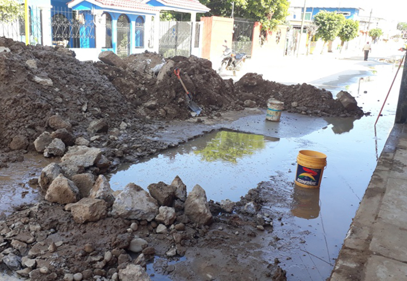 Fuga de agua retrasa obra en Tuxtepec, Oaxaca | El Imparcial de Oaxaca