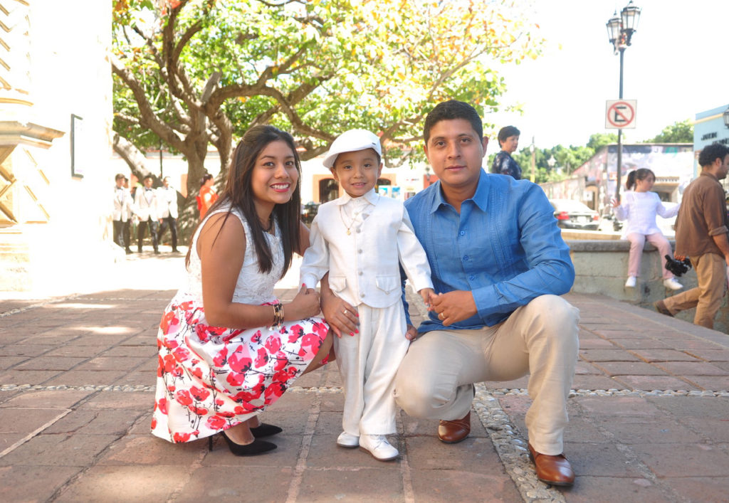 Axel Eduardo  es bautizado