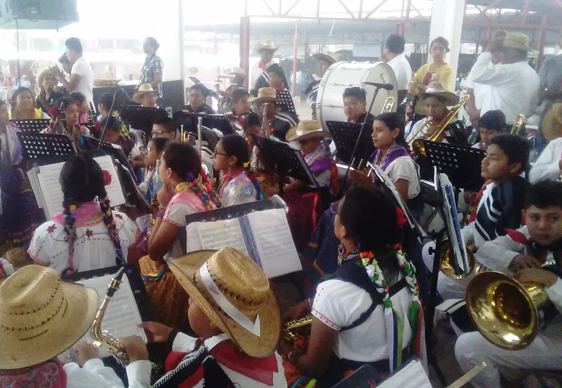 Bandas infantiles y juveniles de la Mixteca participarán en magno concierto