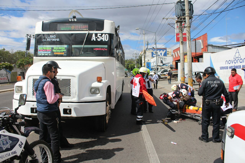 Arrolla camión urbano a sacerdote en Oaxaca | El Imparcial de Oaxaca