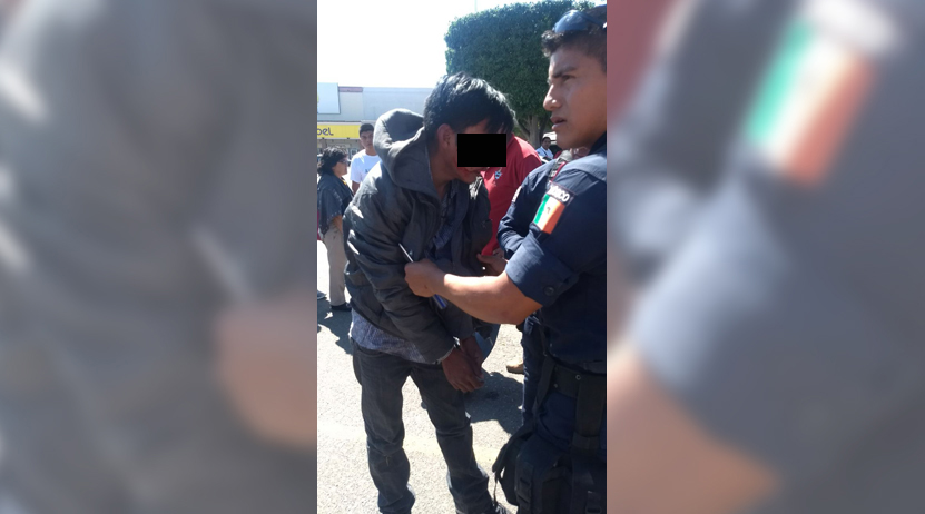 Apresado por robo de estéreo en Plaza Oaxaca
