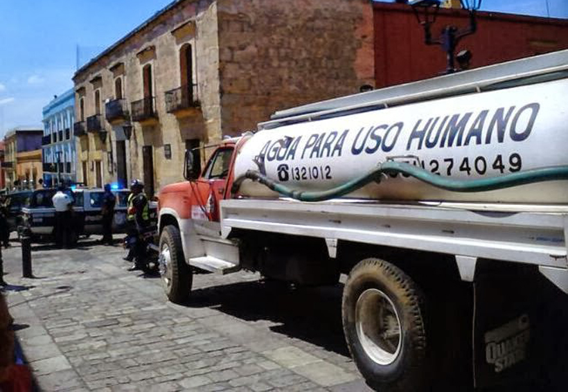 Verifica pipas de agua y  pozos de abastecimiento en Oaxaca