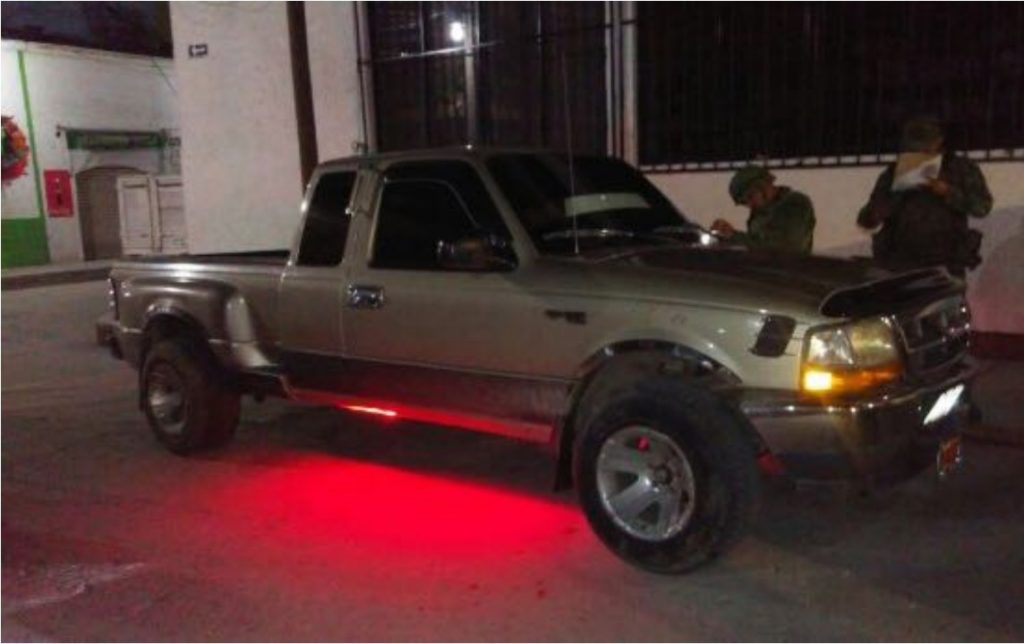 Detienen a par al viajar con un arma en la Costa, Oaxaca