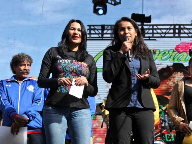Entonan por primera vez himno a Iztapalapa; premian a autora | El Imparcial de Oaxaca