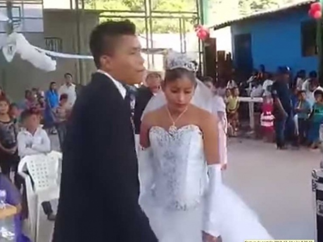 No están felices en su boda; los llaman la pareja ‘más triste de México’ | El Imparcial de Oaxaca