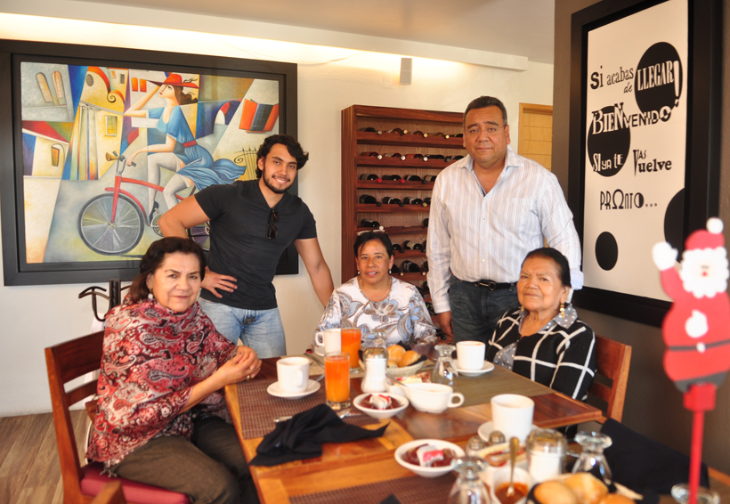 Juntos en familia | El Imparcial de Oaxaca