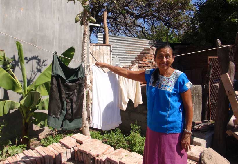 Año nuevo sin hogar  para miles de damnificados de Juchitán, Oaxaca