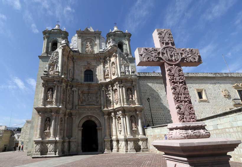 Dejan toneladas de basura en Oaxaca por fiestas a la Virgen de la Soledad