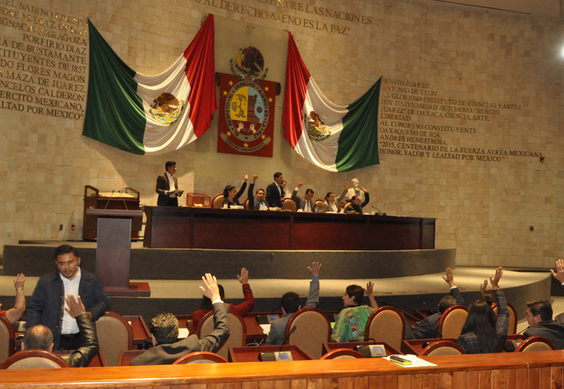 Coordinadora de Damnificados se planta en el Congreso de Oaxaca | El Imparcial de Oaxaca
