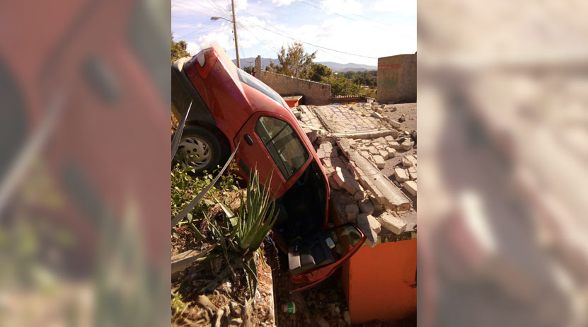 Aparatoso accidente en colonia Siete Regiones en Oaxaca | El Imparcial de Oaxaca