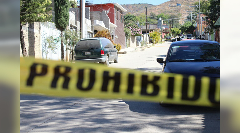 Exigen justicia tras crimen de excatedrático de la UABJO | El Imparcial de Oaxaca
