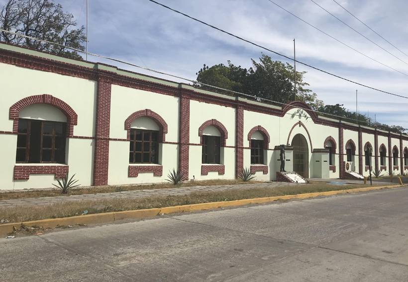 En proceso fase de reconstrucción de  instalaciones militares en Ciudad Ixtepec, Oaxaca