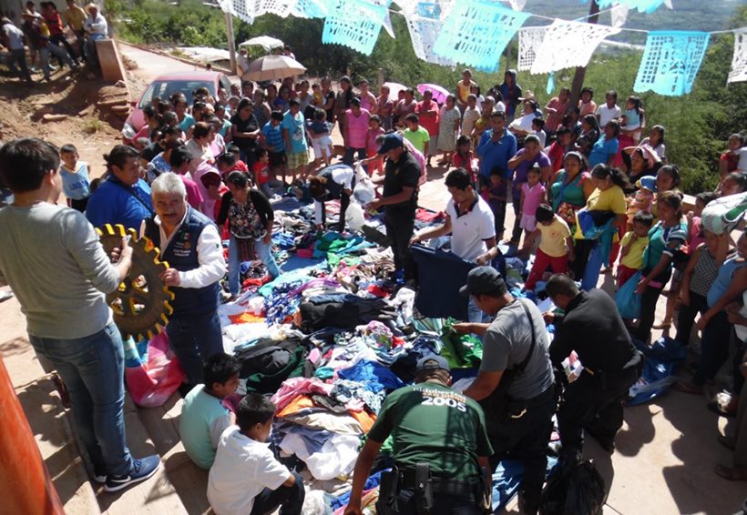 Entregan a familias cuicatecas ropa y  artículos del hogar | El Imparcial de Oaxaca