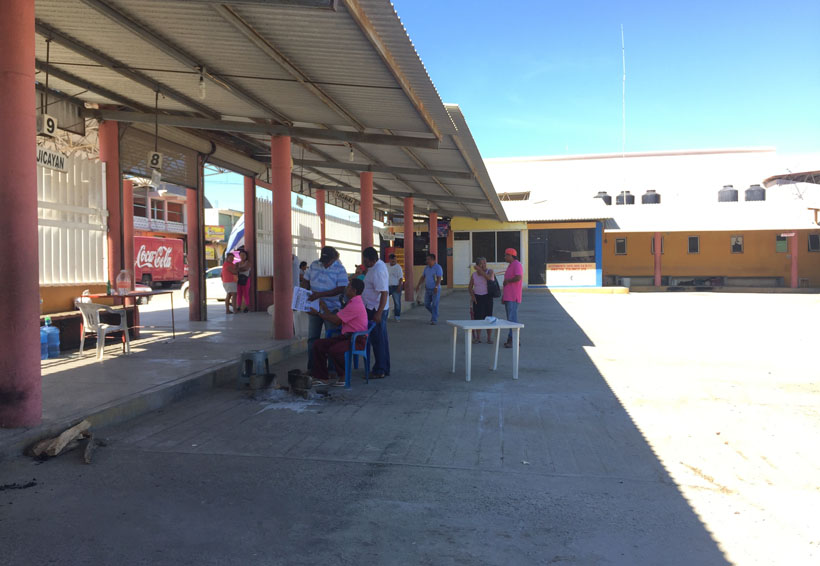 Liberan central camionera de  servicio mixto de Pinotepa Nacional, Oaxaca