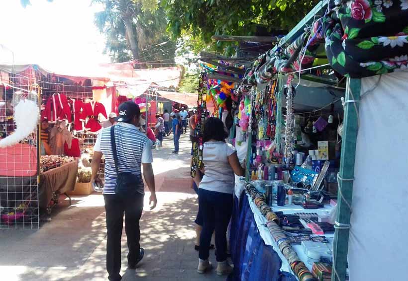 Mercaderes guadalupanos en Salina Cruz registran escazas ventas