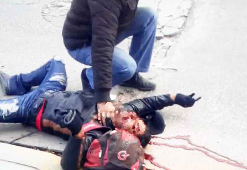 Motociclista muere al chocar con un poste | El Imparcial de Oaxaca