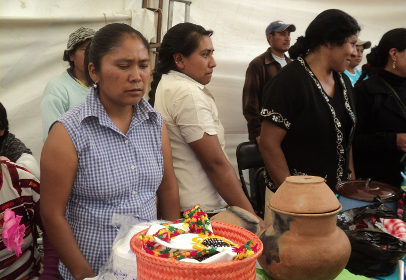 Muestran artesanos de la Mixteca de Oaxaca que no han sido conquistados