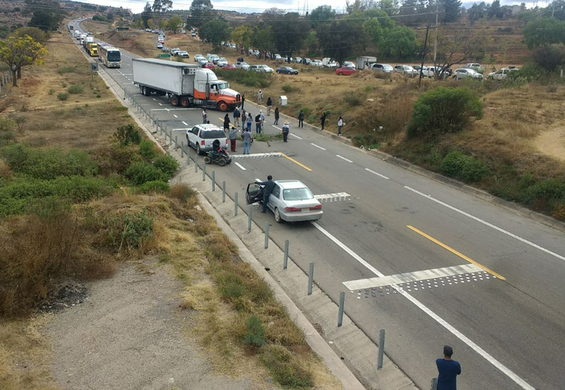 Agreden a integrantes de Covic; bloquean súper carretera en Oaxaca | El Imparcial de Oaxaca
