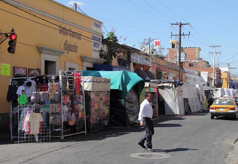 Piden frenar ambulantaje en Oaxaca | El Imparcial de Oaxaca