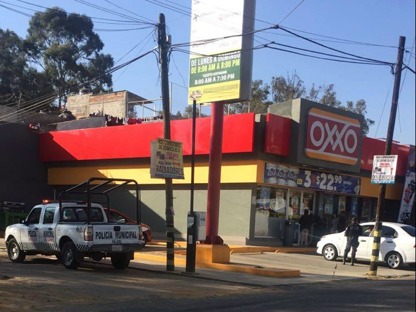 Atracan tienda de autoservicio en colonia Las Flores, Oaxaca | El Imparcial de Oaxaca